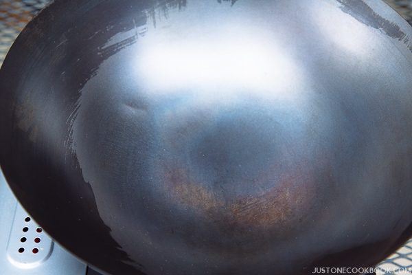 how to season a wok step by step-13