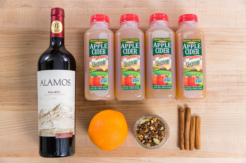 Hot Mulled Cider Ingredients