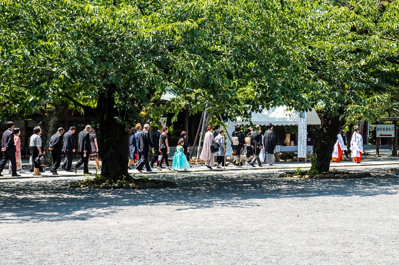 Japanese wedding at a shrine