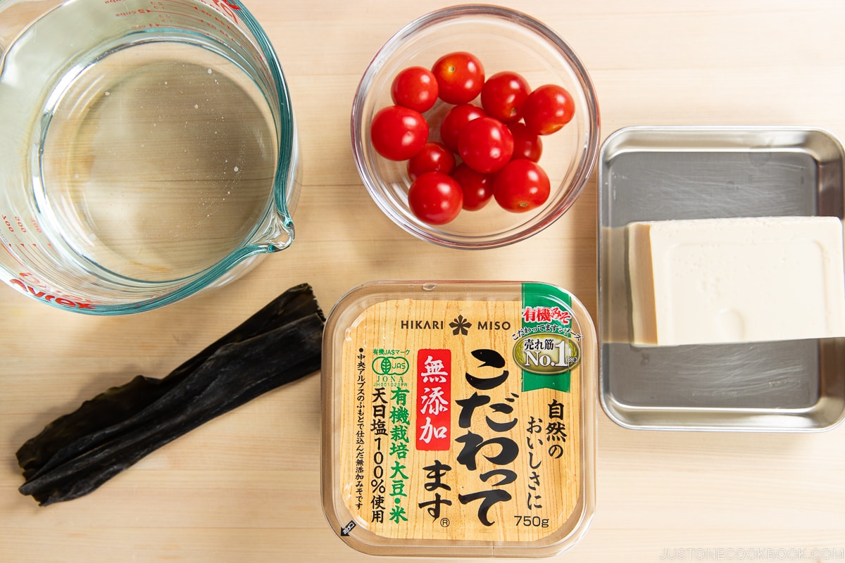 Tomato and Tofu Miso Soup Ingredients