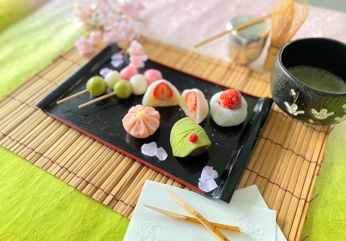 Japanese sweets from Simply Oiishi Wagashi School