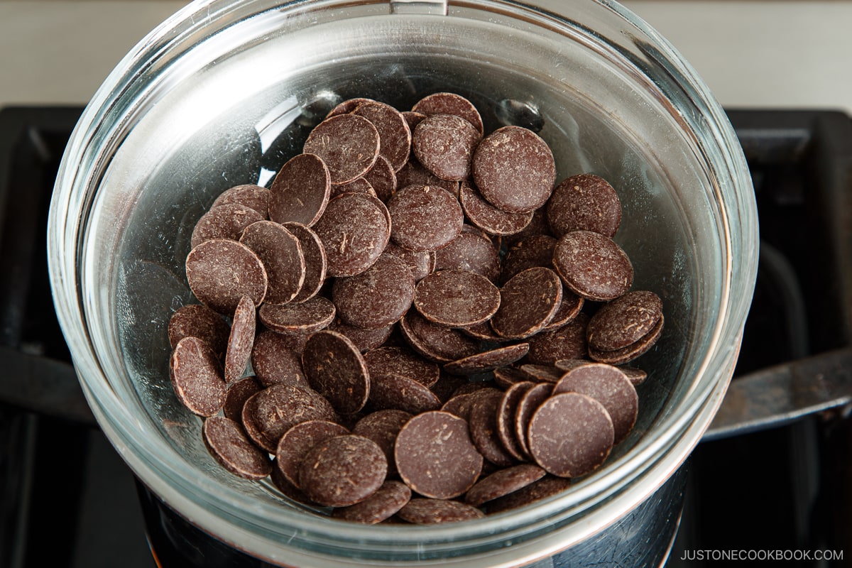 Chocolate-Covered-Strawberries-step-by-step-8
