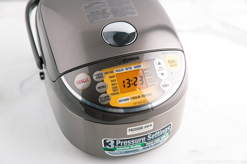 Zojirushi Pressure Induction Heating Rice Cooker & Warmer