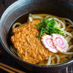 Kitsune udon in a Japanese bowl.