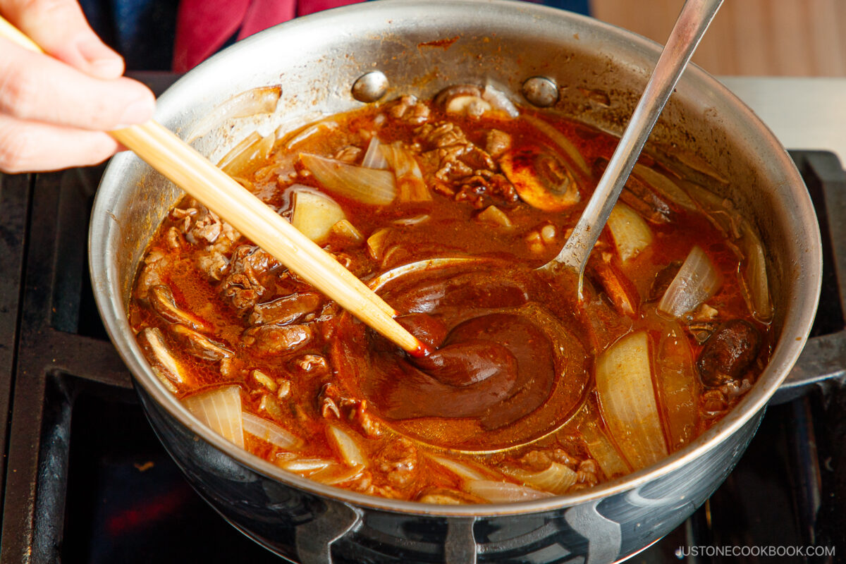 Let the roux dissolve completely.