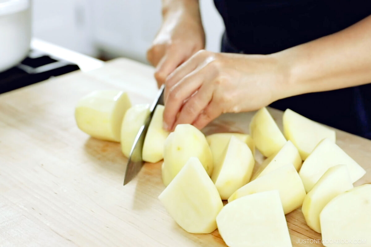 Cut the potatoes into 2 inch pieces.