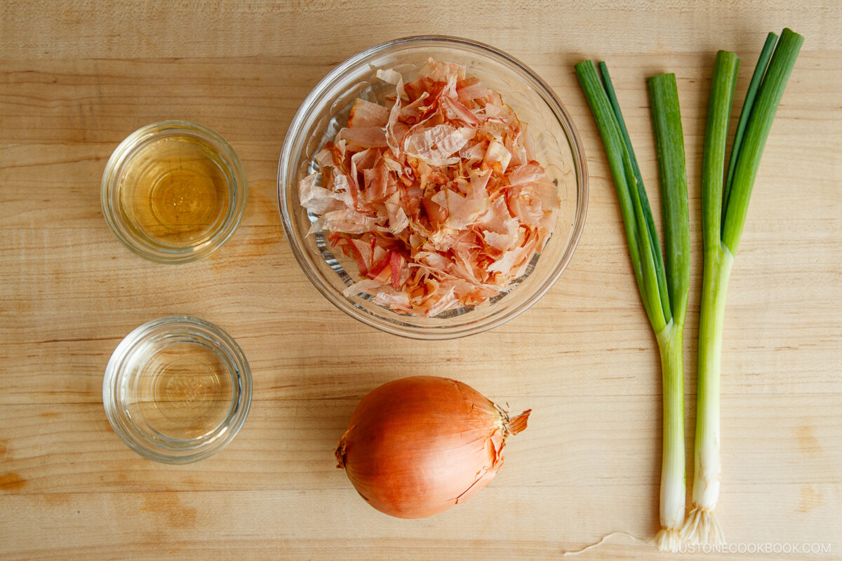Easy Tonkotsu Ramen Recipe Ingredients 4