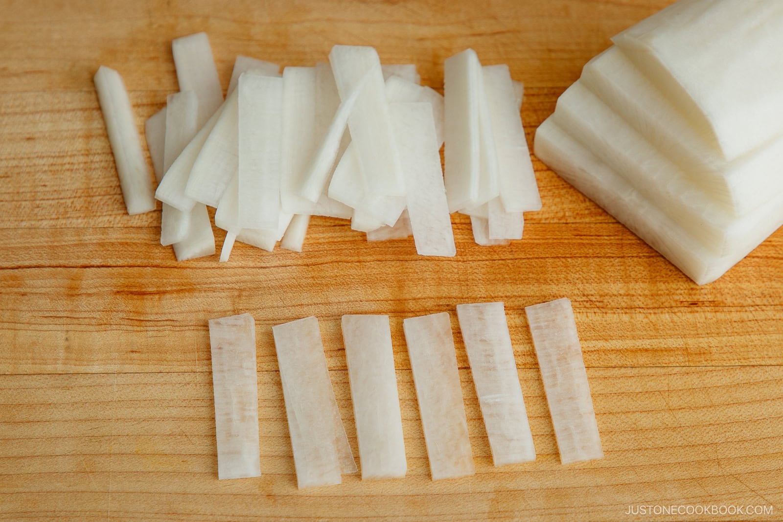 Japanese Cutting Techniques: Tanzakugiri