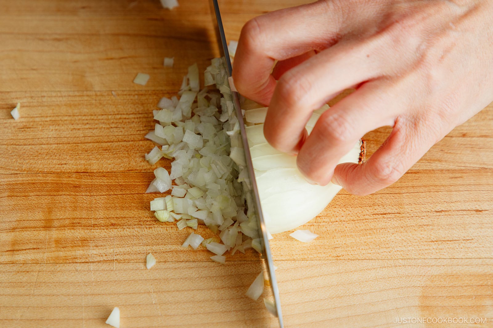 Japanese Cutting Techniques: Mijingiri