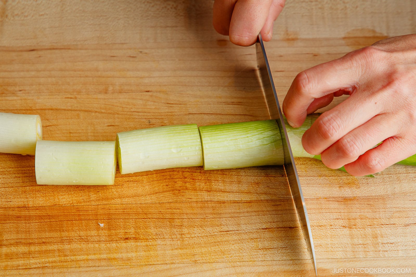 Japanese Cutting Techniques – Butsugiri Tokyo Negi