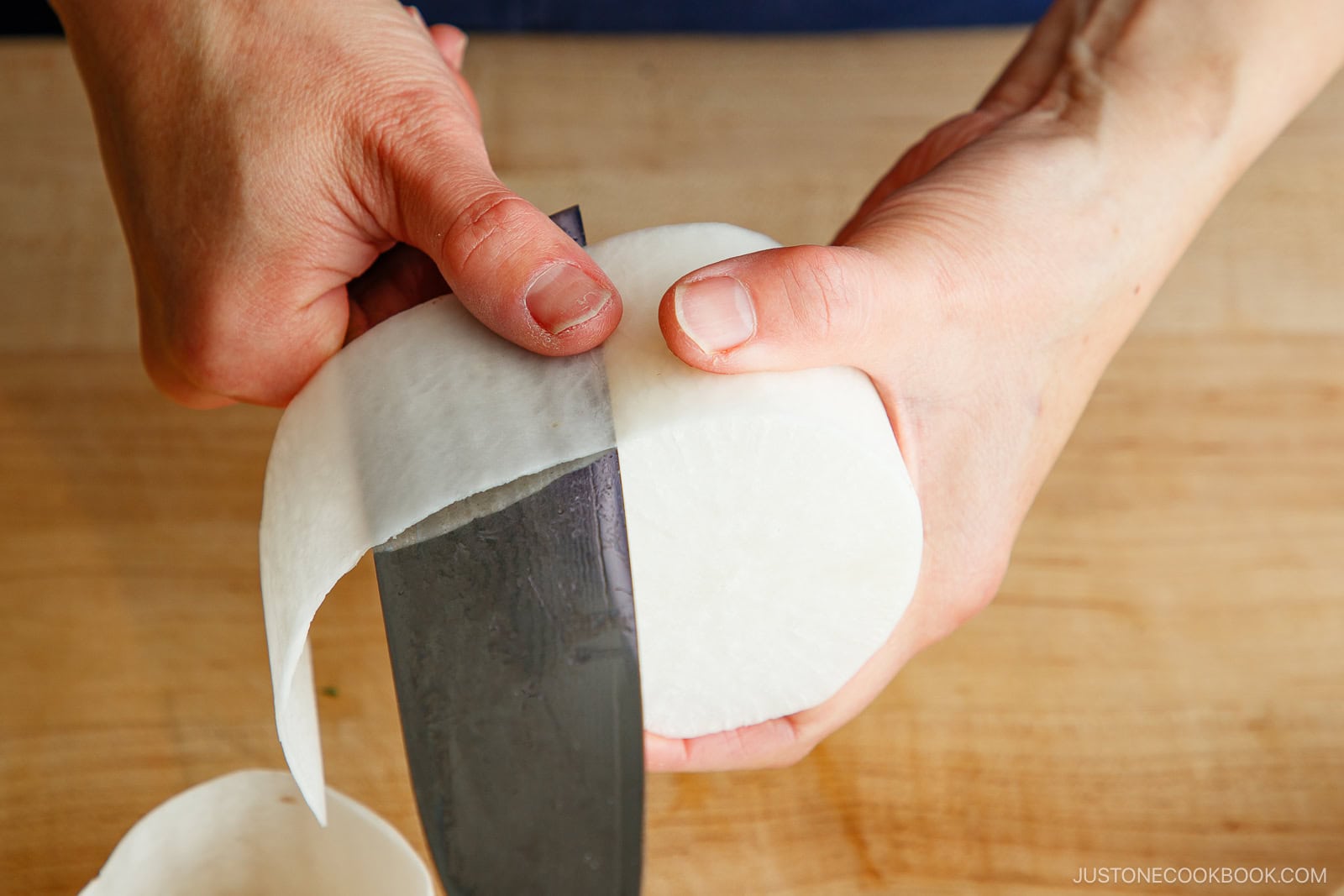 Japanese Cutting Techniques: Katsuramuki