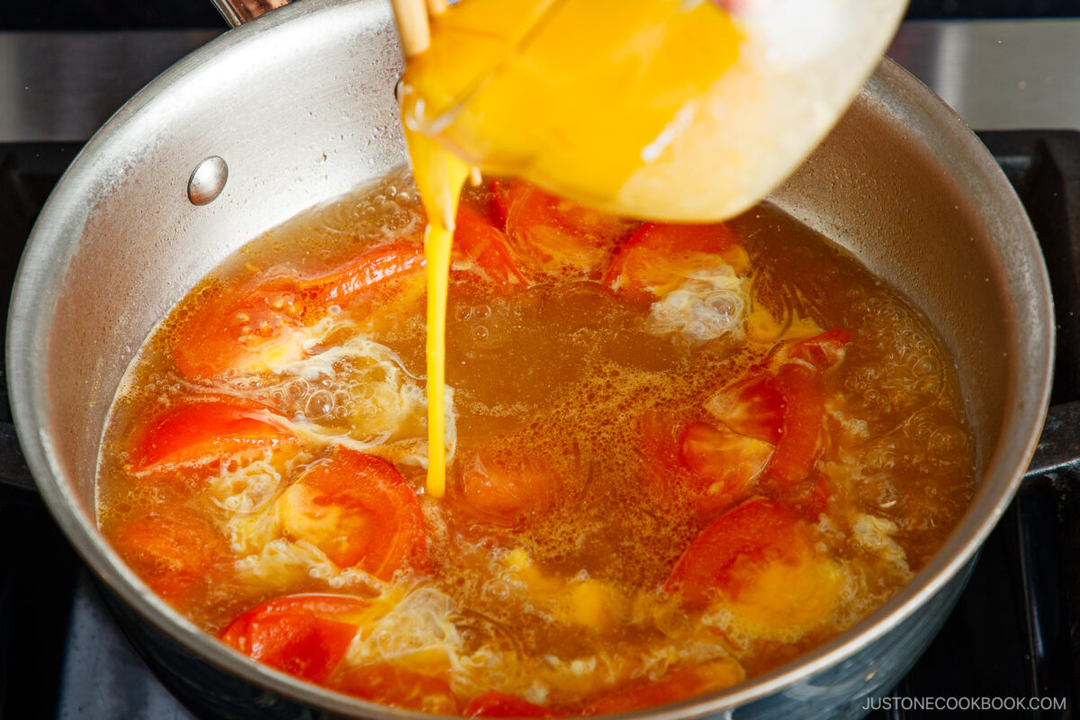 Add the egg ribbons.